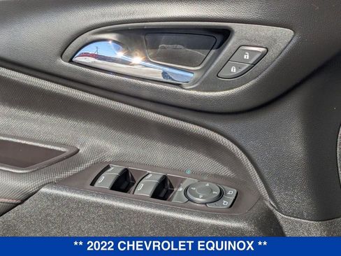 Used 2022 Chevrolet Equinox RS w/ LPO, Floor Liner Package image 13