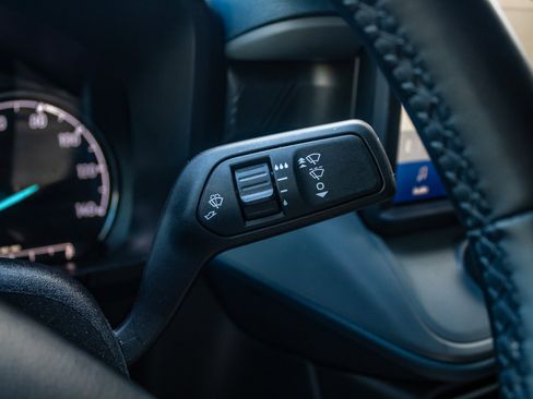 Used 2024 Ford Maverick Lariat w/ Black Appearance Package image 34