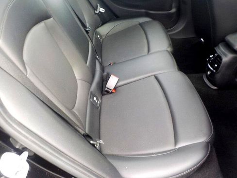 Used 2017 MINI Cooper Clubman image 19