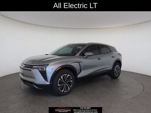 Used 2024 Chevrolet Blazer EV LT AWD/4WD image 3