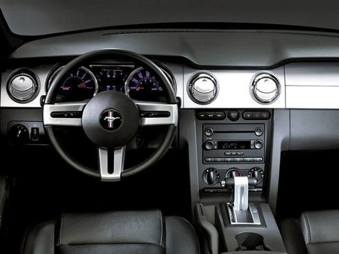 Used 2008 Ford Mustang Shelby GT500 image 4