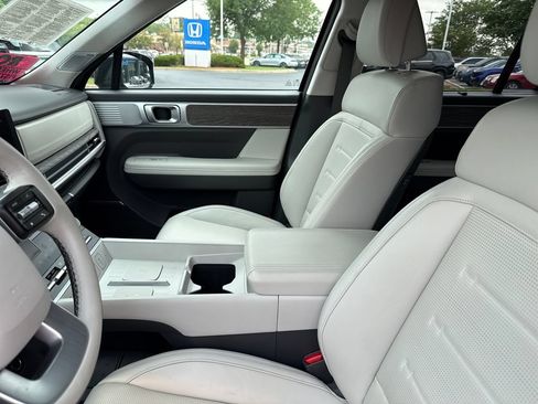 Used 2025 Hyundai Santa Fe Calligraphy AWD/4WD image 14