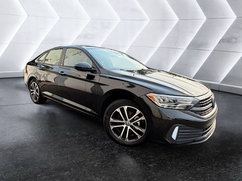 Used 2023 Volkswagen Jetta Sport FWD image 5