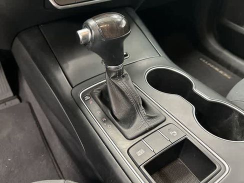 Used 2017 Kia Sorento LX w/ LX Convenience Package image 25