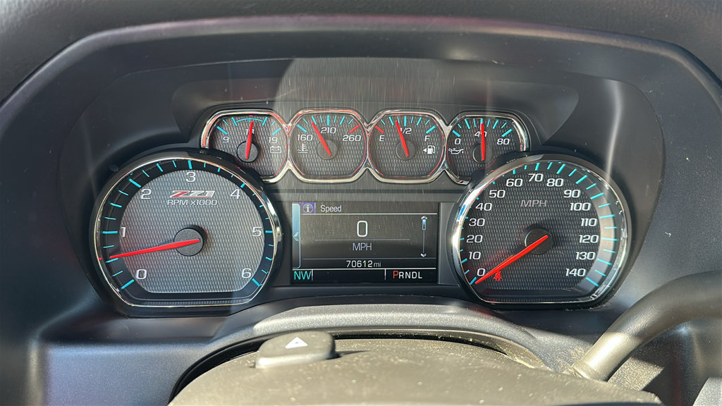 Used 2018 Chevrolet Silverado 1500 LT w/ All Star Edition AWD/4WD image 20