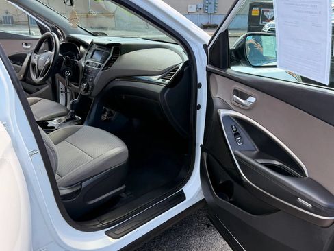Used 2017 Hyundai Santa Fe Sport AWD/4WD image 15