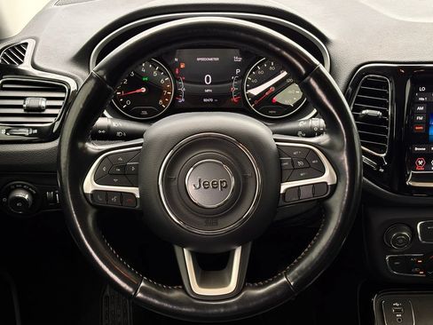Used 2020 Jeep Compass Limited FWD image 10