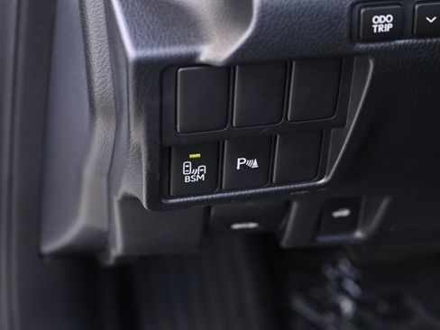 Used 2015 Lexus IS 250 w/ Premium Package RWD image 21