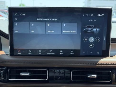Used 2022 Lincoln Nautilus Reserve AWD/4WD image 41