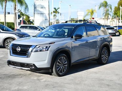 Used 2023 Nissan Pathfinder SL w/ SL Premium Package