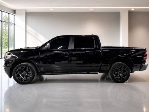 Used 2020 RAM 1500 Limited w/ Black Appearance Package AWD/4WD image 2