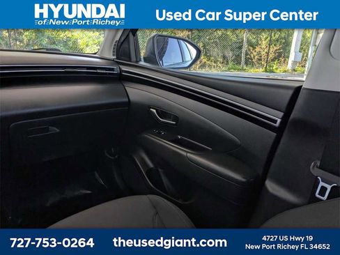 Certified 2023 Hyundai Tucson SE image 18
