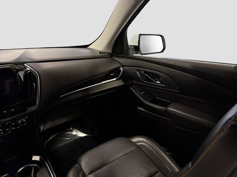 Used 2019 Chevrolet Traverse Premier AWD/4WD image 26