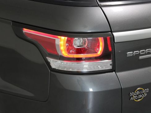 Used 2017 Land Rover Range Rover Sport SE AWD/4WD image 52