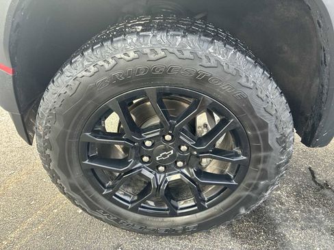 Used 2023 Chevrolet Colorado Trail Boss w/ LPO, Dark Essentials Package image 33