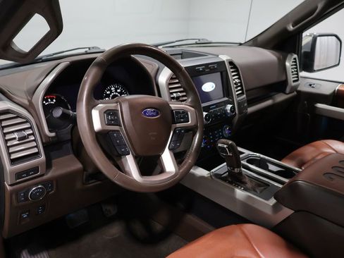 Used 2018 Ford F150 King Ranch w/ Equipment Group 601A Luxury AWD/4WD image 15