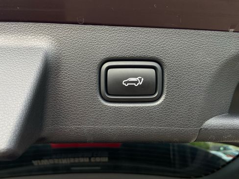 Used 2025 Hyundai Palisade SEL AWD/4WD image 15