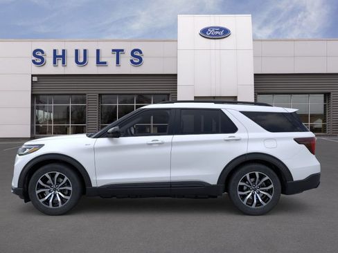 New 2025 Ford Explorer ST-Line image 3