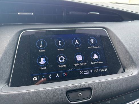 Used 2022 Cadillac XT4 Sport image 21