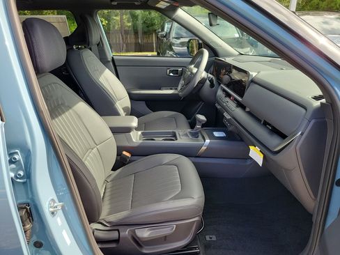New 2027 Kia Seltos X-Line S w/ X-Line S Premium Package AWD/4WD image 5
