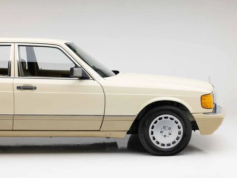 Used 1991 Mercedes-Benz 350 SD image 21