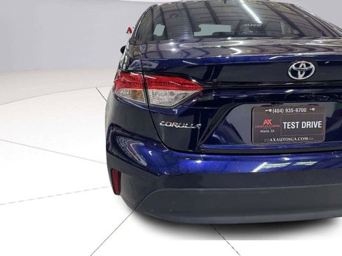 Used 2023 Toyota Corolla LE w/ Carpet Mat Package (TMS) FWD image 14