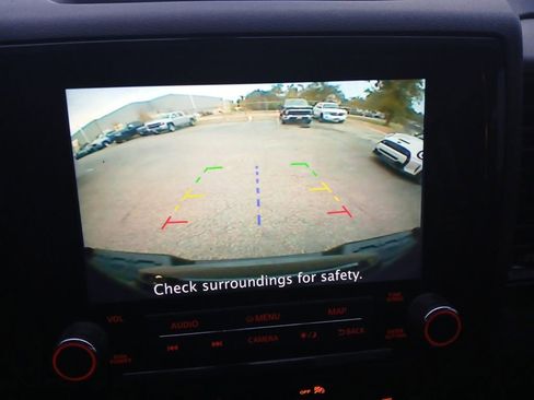 Used 2023 Nissan Frontier PRO-4X w/ Technology Package image 8