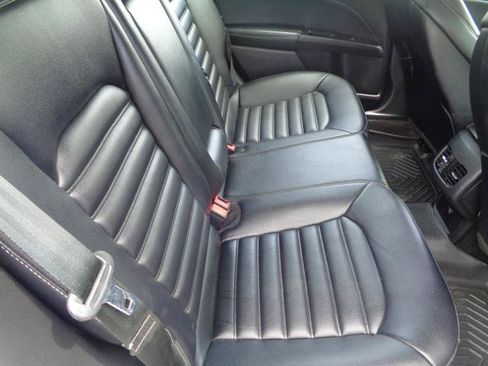 Used 2020 Ford Fusion SEL FWD image 10
