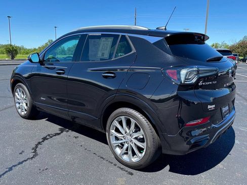 Used 2024 Buick Encore GX Avenir w/ Avenir Technology Package FWD image 5