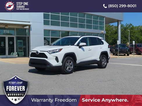 Used 2024 Toyota RAV4 XLE w/ Convenience Package FWD image 2