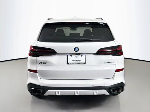 New 2026 BMW X5 xDrive40i w/ M Sport Package AWD/4WD image 6
