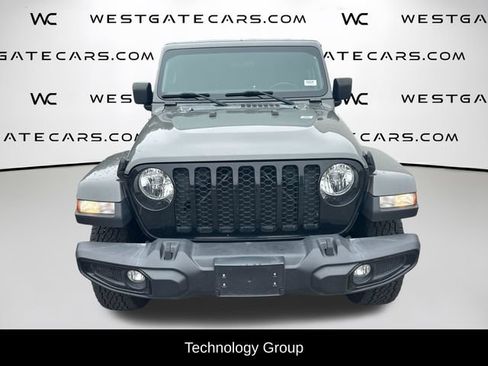 Used 2022 Jeep Gladiator Sport AWD/4WD image 4