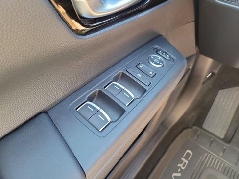 Used 2025 Honda CR-V EX-L image 28