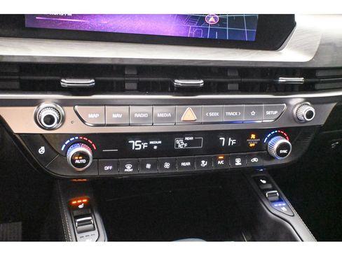 Used 2024 Kia Telluride EX X-Line AWD/4WD image 49