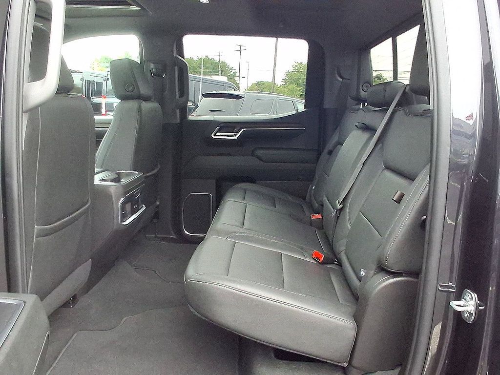 Used 2024 GMC Sierra 1500 SLT w/ SLT Convenience Package AWD/4WD image 26