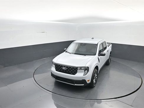 New 2026 Ford Maverick XLT image 23