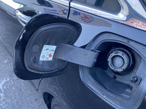 Used 2017 Lincoln MKZ Black Label image 16