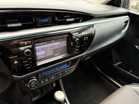 Used 2014 Toyota Corolla S image 25