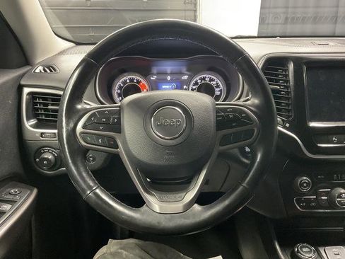 Used 2020 Jeep Cherokee Limited image 17