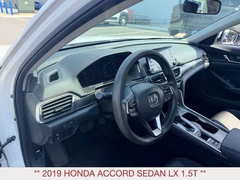 Used 2019 Honda Accord LX image 10