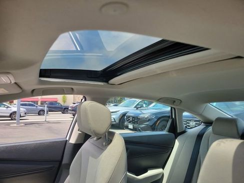 Certified 2023 Honda Accord EX image 28