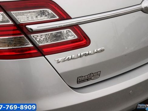 Used 2013 Ford Taurus Limited image 8