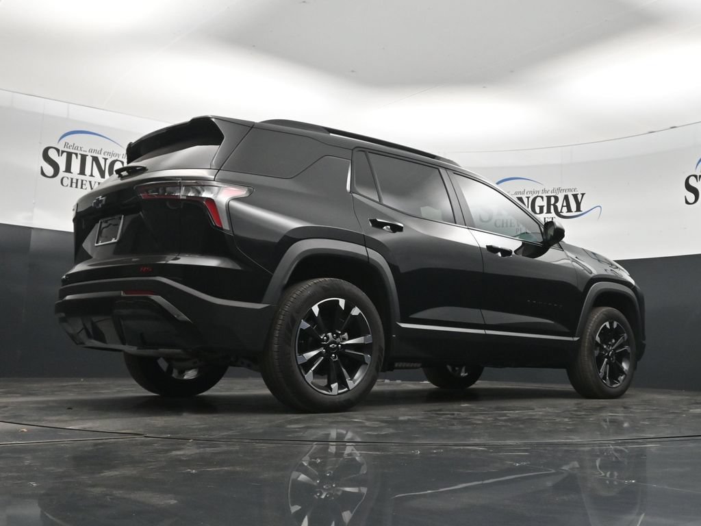 Used 2025 Chevrolet Equinox RS w/ Safety and Technology Package FWD image 32
