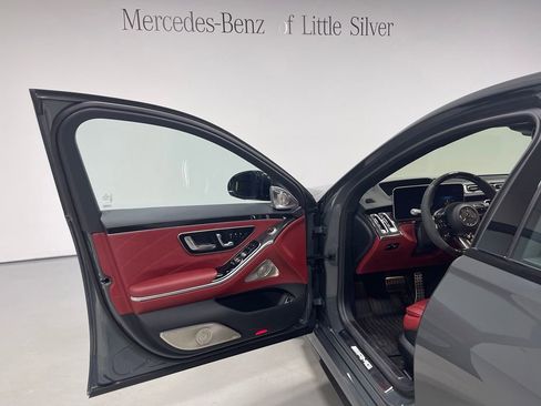Used 2024 Mercedes-Benz S 63 AMG S image 17