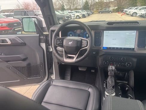 New 2026 Ford Bronco Outer Banks w/ Sasquatch Package image 31
