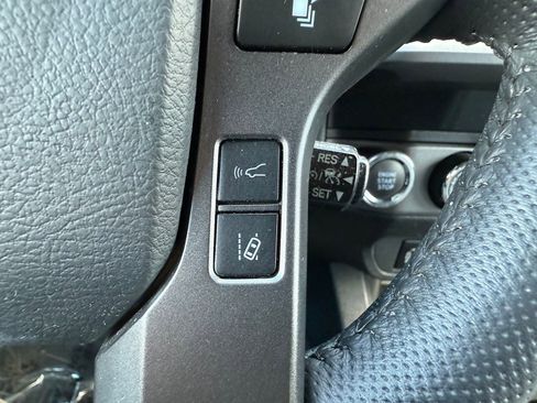 Used 2023 Toyota Tacoma TRD Off-Road w/ Technology Package AWD/4WD image 37