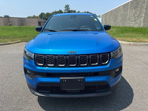 Used 2025 Jeep Compass Latitude w/ Altitude Special Edition AWD/4WD image 2