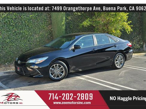 Used 2017 Toyota Camry SE FWD image 13