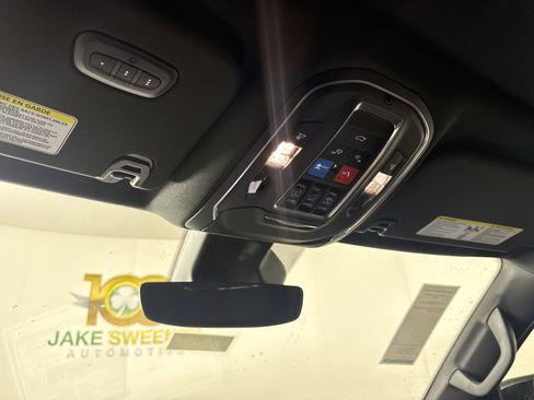 New 2026 Jeep Grand Wagoneer L Limited AWD/4WD image 24