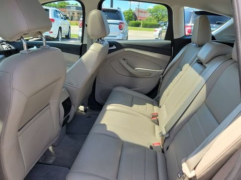 Used 2014 Ford C-MAX Energi SEL w/ Equipment Group 302A FWD image 22